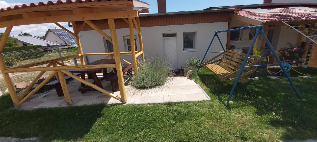 Lali Apartman バラトンウドヴァリ エクステリア 写真
